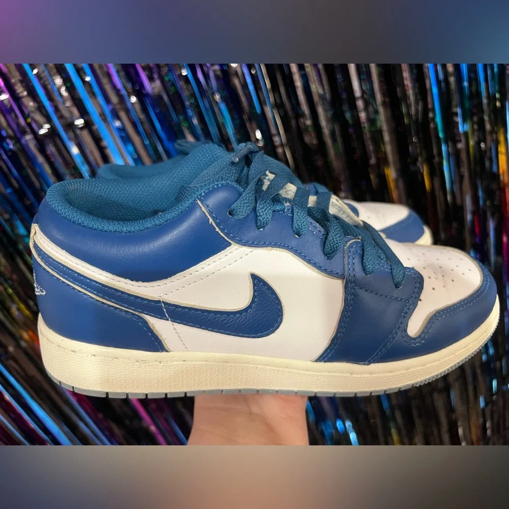 Jordan 1 low se industrial Blue Big Kids size 6 women’s 7 1/2